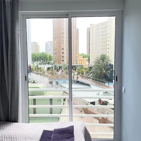 New Square Apartment *